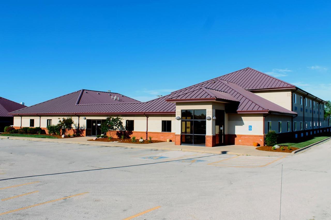 Americas Best Value Inn-Fredonia Exterior photo